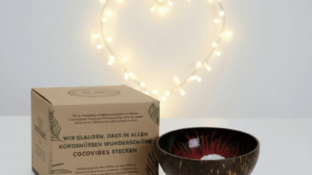 Kokosnuss Schale RUBY Splash rot inkl. Untersetzer aus Kokosfasern