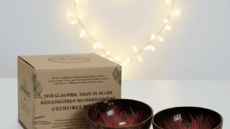 Kokosnuss Schale RUBY im 2er-Set Splash gold inkl. 2 Untersetzer aus Kokosfasern